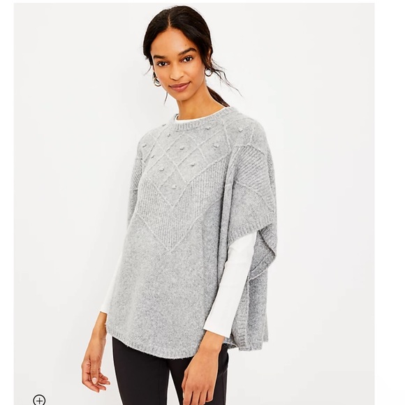 Loft Bobble Poncho Oversized Knit Sweater Size XS / S Wool Pullover Oatmeal - Picture 9 of 9